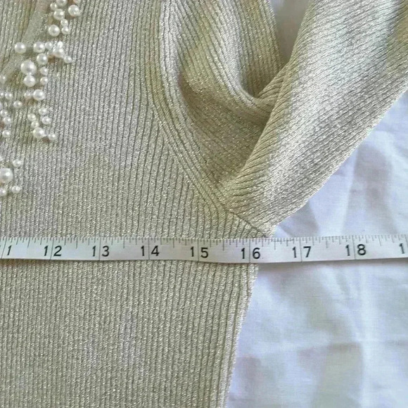 August silk faux pearl design L - Picture 5 of 8